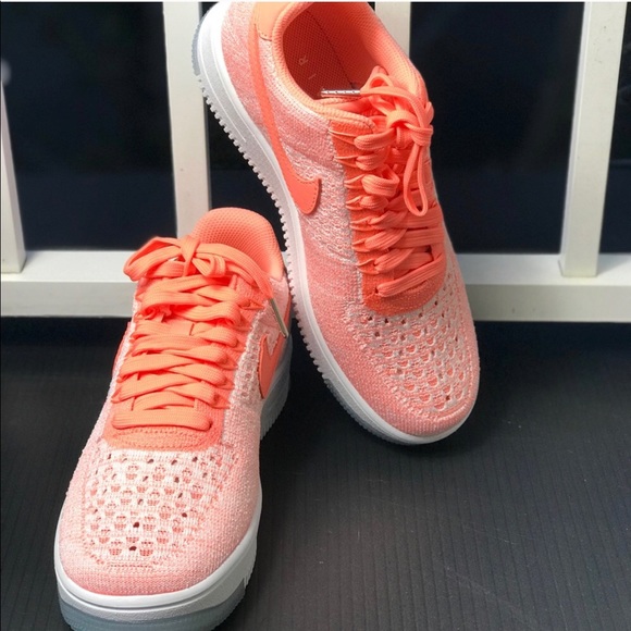 NWT Nike Air Force 1 Flyknit Low AtomIk Peach 🍑 W - Picture 4 of 8